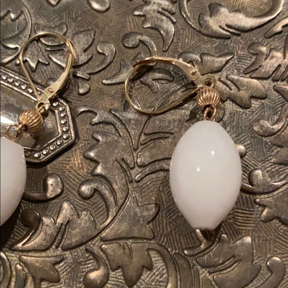 Earrings - Picture 4 of 4